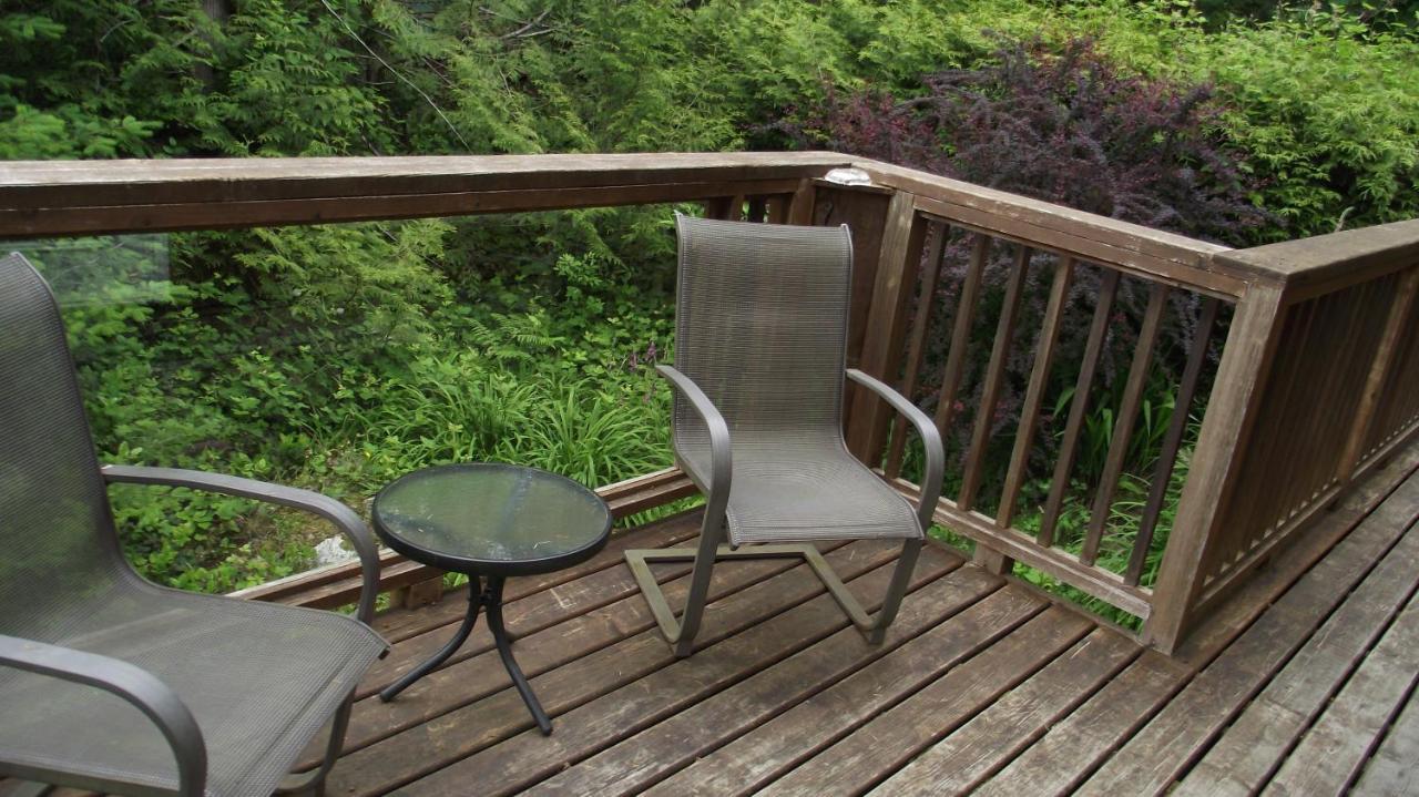 Secret Cove Cottage Suites Halfmoon Bay Esterno foto