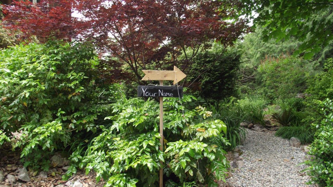 Secret Cove Cottage Suites Halfmoon Bay Esterno foto