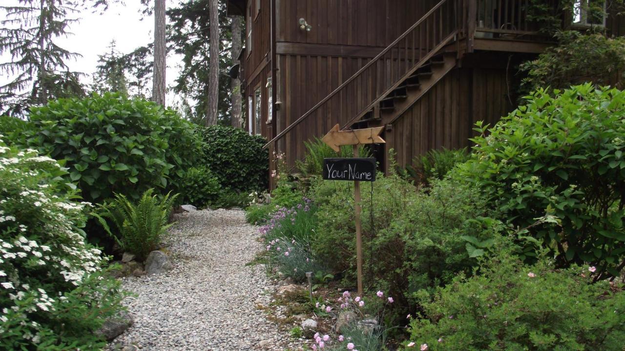 Secret Cove Cottage Suites Halfmoon Bay Esterno foto
